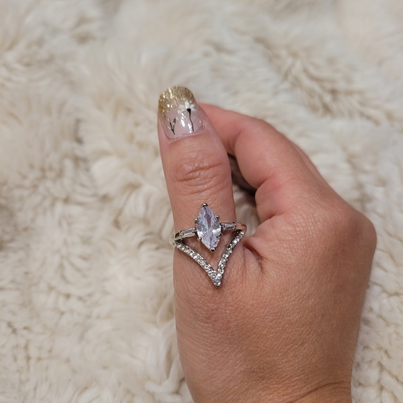 💎NEW💎 SILVER PLATED MARQUIS DIAMOND RING - Picture 4 of 5